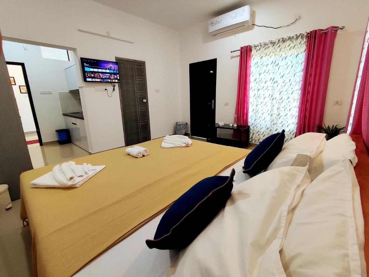 Happy Buddha S4 Aparthotel Varkala Bagian luar foto